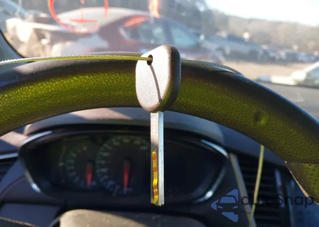 3GNCJKSB1LL146281: 44359923