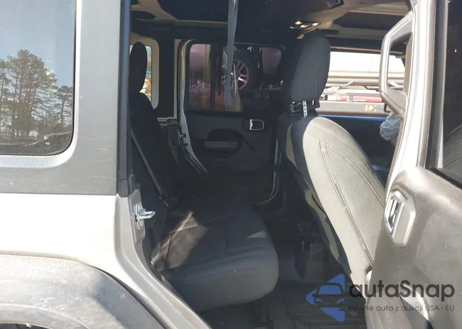 1C4HJXDG9KW577934: 44361064