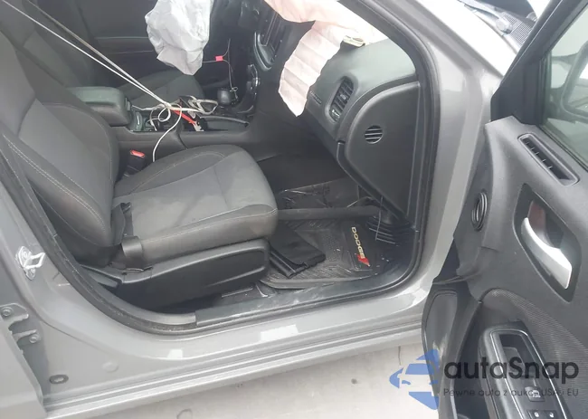 2C3CDXBG6JH202962: 44361097