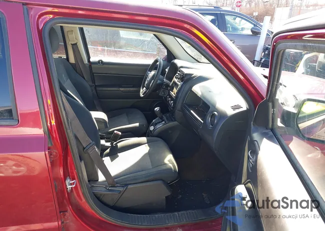 1C4NJPBBXGD601851: 44361117