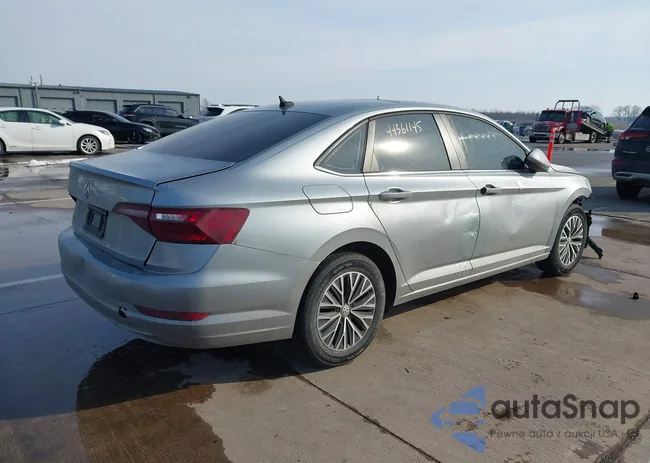 3VWCB7BU2LM022208: 44361145