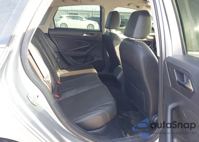 3VWCB7BU2LM022208: 44361145