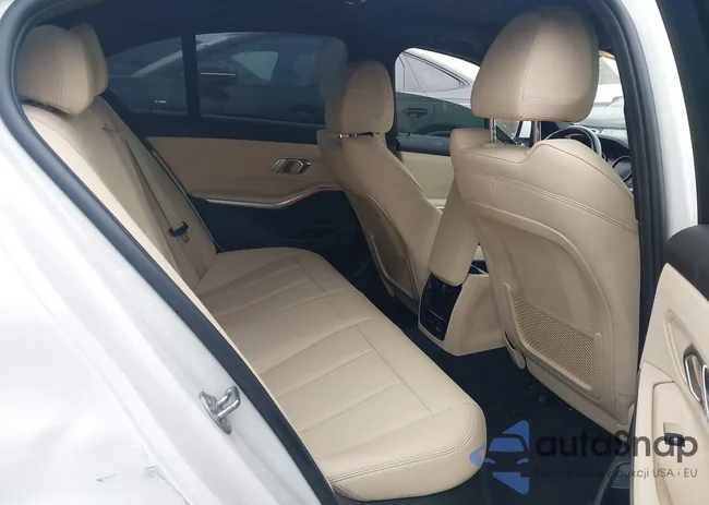 3MW5R1J04L8B06524: 44361148