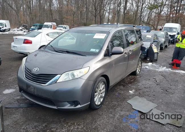 5TDJK3DC9DS061662: 44361214