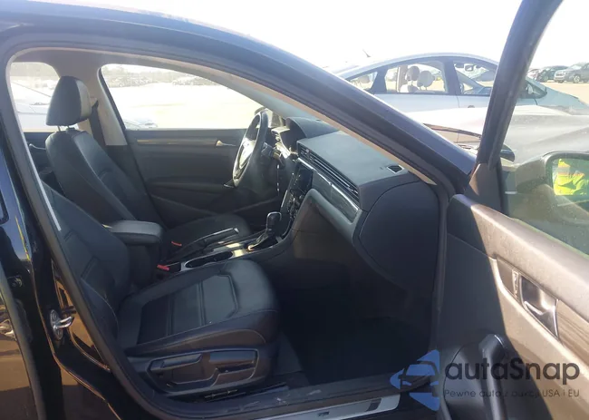 1VWMA7A31LC011587: 44361244