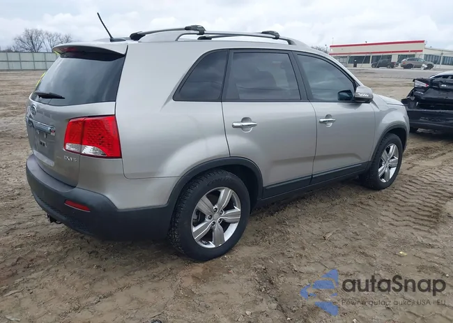 5XYKU4A28DG419430: 44361324