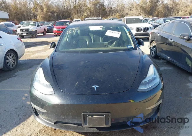 5YJ3E1EB1KF198980: 44361339