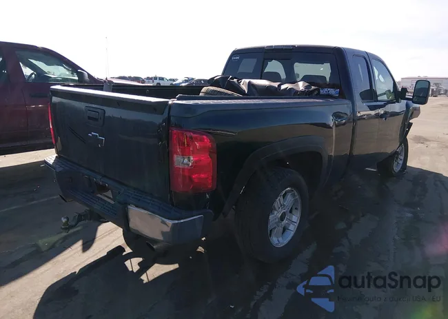 2GCEK190X81195355: 44361369