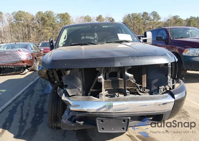 2GCEK190X81195355: 44361369