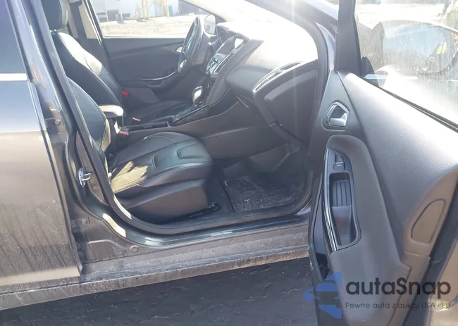 1FADP3N26GL203529: 44361511