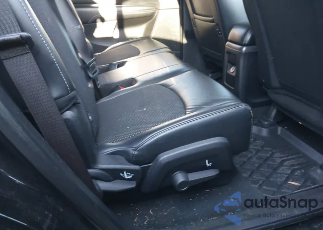 3C4PDDGG0HT553372: 44360560