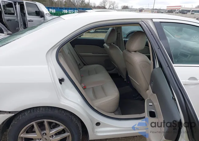 3FAHP0JG7AR202366: 44360764