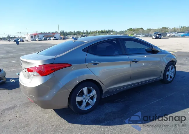 5NPDH4AE1DH372967: 44360829