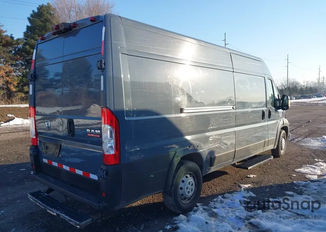 3C6URVJG1LE108551: 44362032