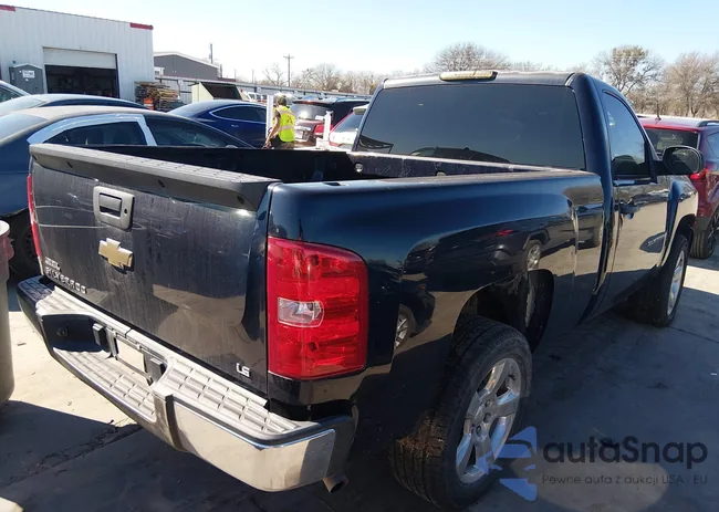 1GCEC14C17Z579917: 44362066