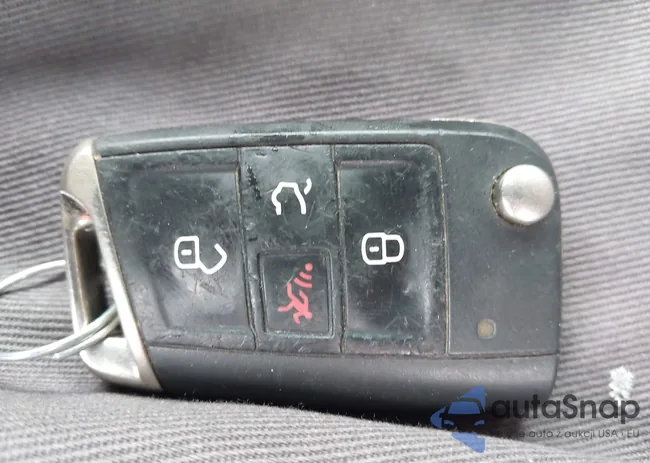 3VV2B7AX1LM034135: 44362090