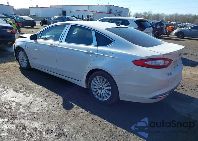 3FA6P0SU2ER395138: 44362091