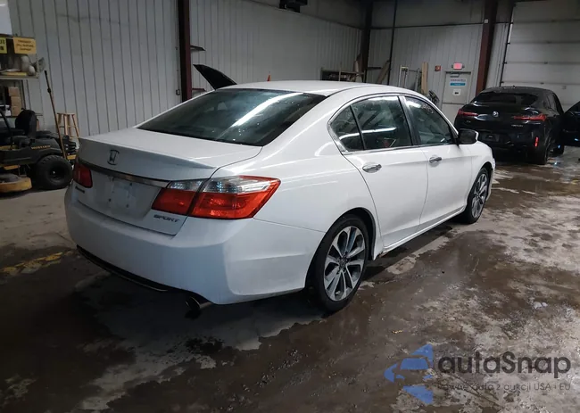 1HGCR2F58DA243638: 44362173