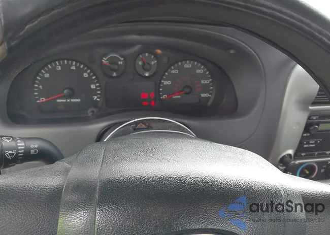 1FTYR14U85PA75801: 44362427