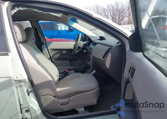 1FAHP3FN6AW230083: 44362481