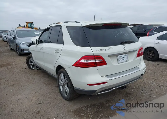 4JGDA5JB5DA247215: 44361542