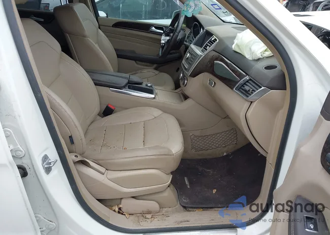 4JGDA5JB5DA247215: 44361542