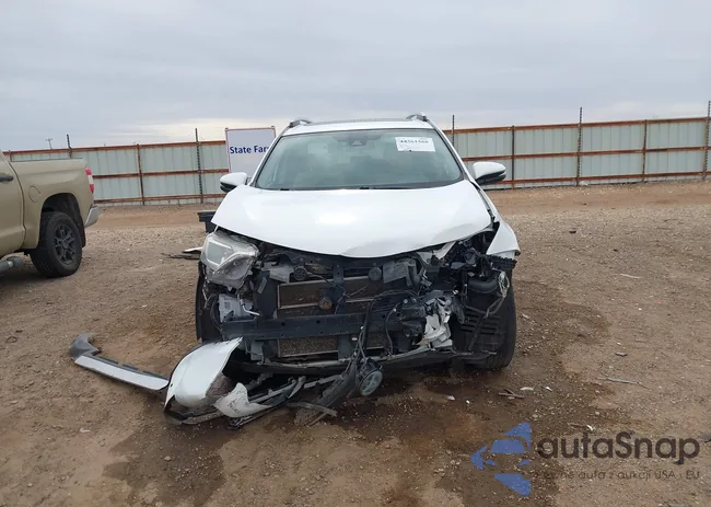 JTMRJREV6GD003677: 44361568