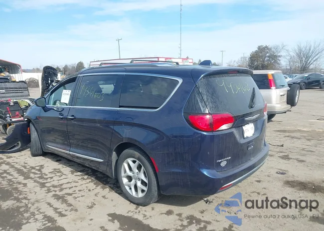 2C4RC1EG9JR107906: 44361603