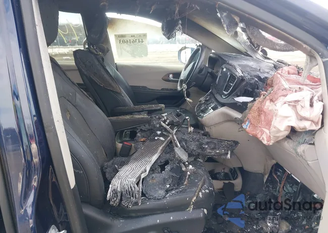 2C4RC1EG9JR107906: 44361603