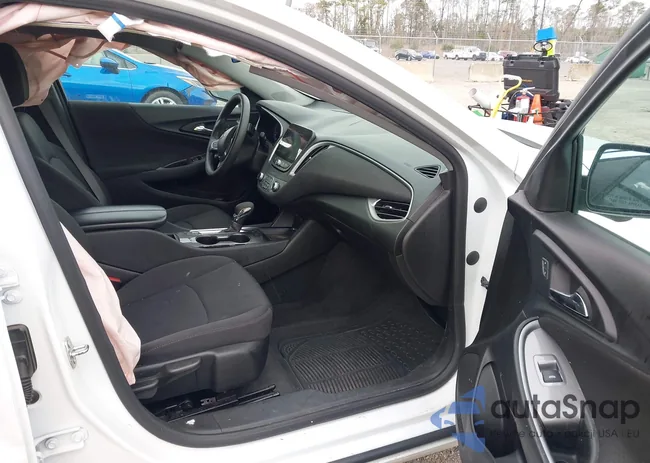 1G1ZD5ST5RF142234: 44361803