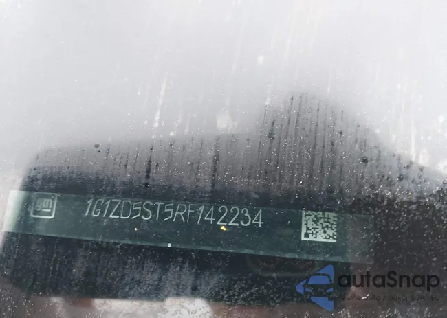 1G1ZD5ST5RF142234: 44361803