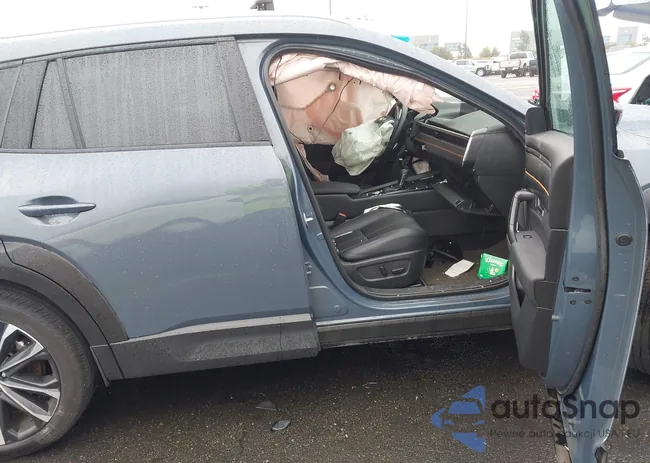 7MMVABEM2PN110233: 44362943