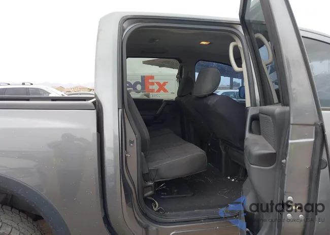 1N6BA0EC8EN504876: 44363064