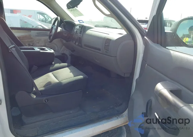 1GCEC14X08Z115750: 44363067