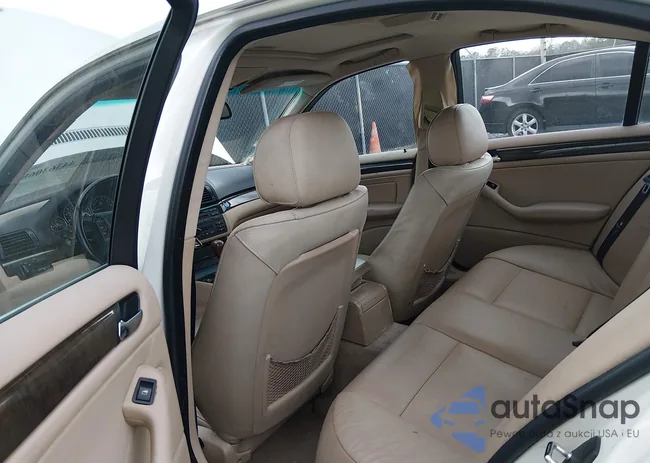 WBAAV53431JS92057: 44363068