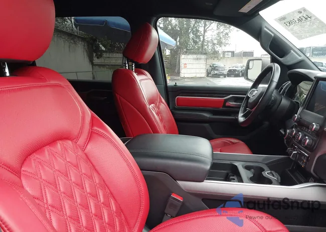 1C6RREFT7NN218854: 44363083