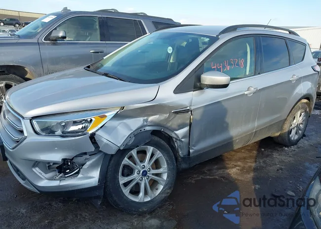 1FMCU9GD1JUB59484: 44363218