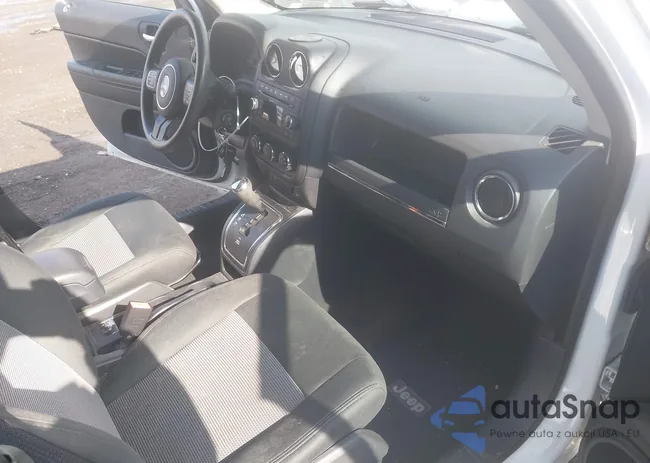 1C4NJRBB5ED770698: 44363357