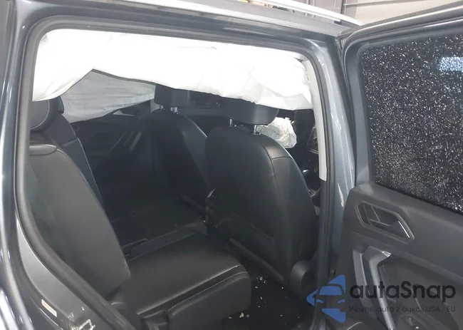 3VV3B7AX3KM062327: 44363388