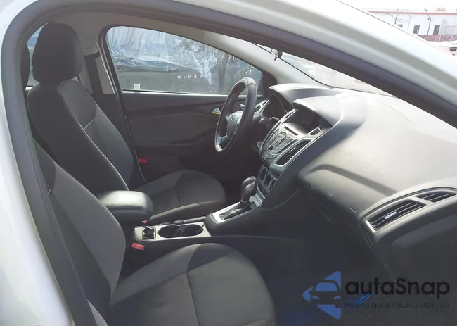 1FADP3F23EL330055: 44363452