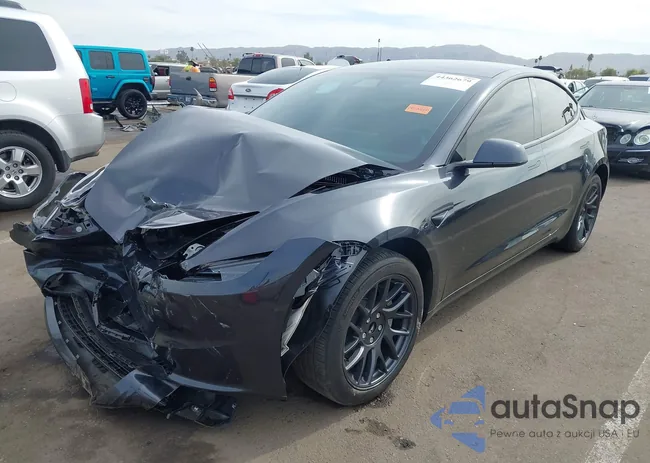 5YJ3E1EA3SF018132: 44362679