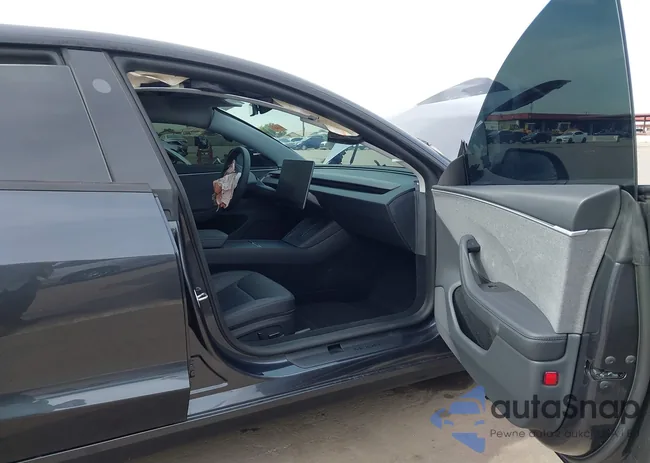 5YJ3E1EA3SF018132: 44362679