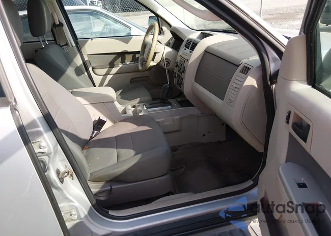 1FMCU03719KC85850: 44364217