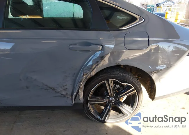 1HGCY2F52SA011178: 44364254