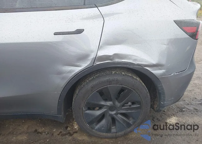 7SAYGDEE5RF107265: 44364384