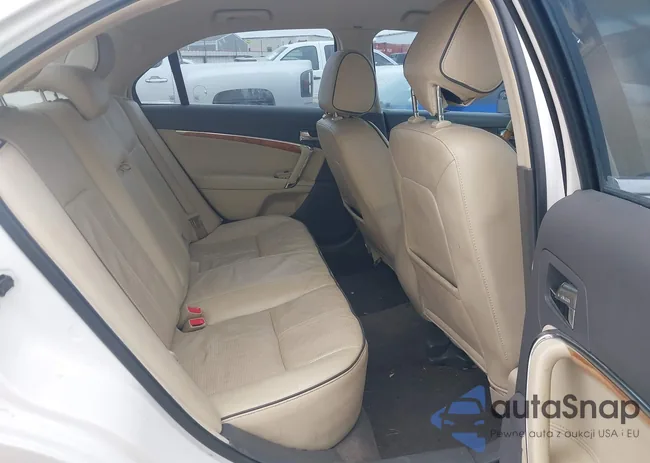 3LNHL2GC8BR776686: 44364434