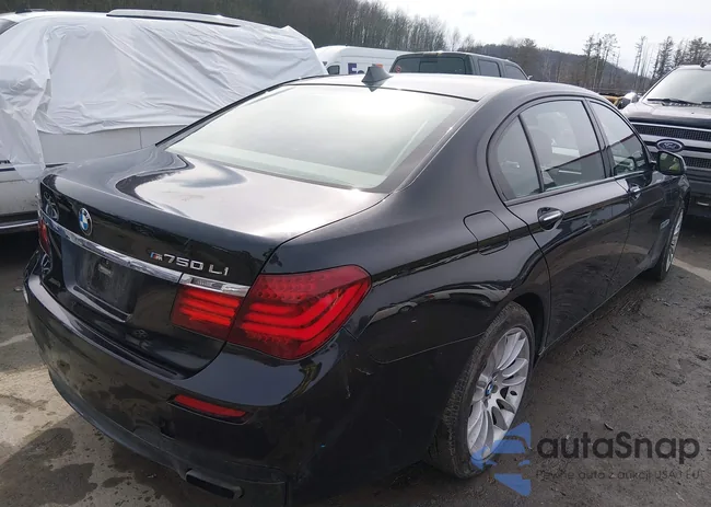 WBAYF8C58ED653406: 44364482