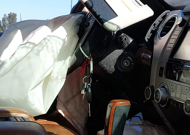 5TFAY5F12KX858218: 44364495