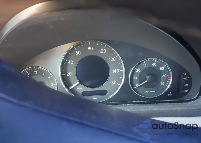 WDBTJ75J33F013636: 44364518