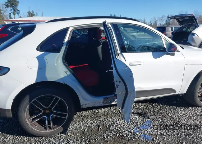 WP1AA2A55MLB08222: 44364535